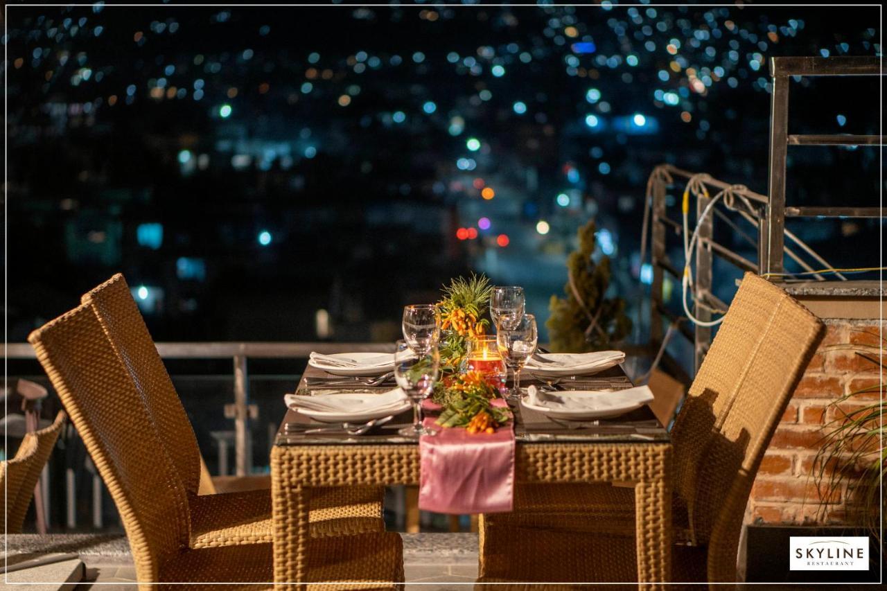 Hotel Sabrina, Kathmandu Buitenkant foto