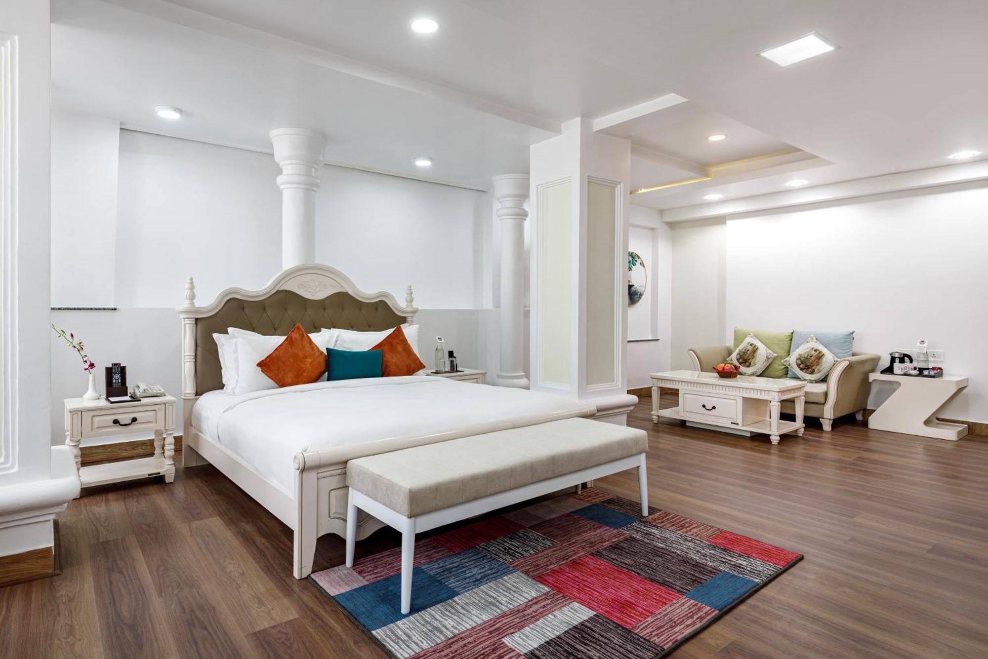 Hotel Sabrina, Kathmandu Buitenkant foto