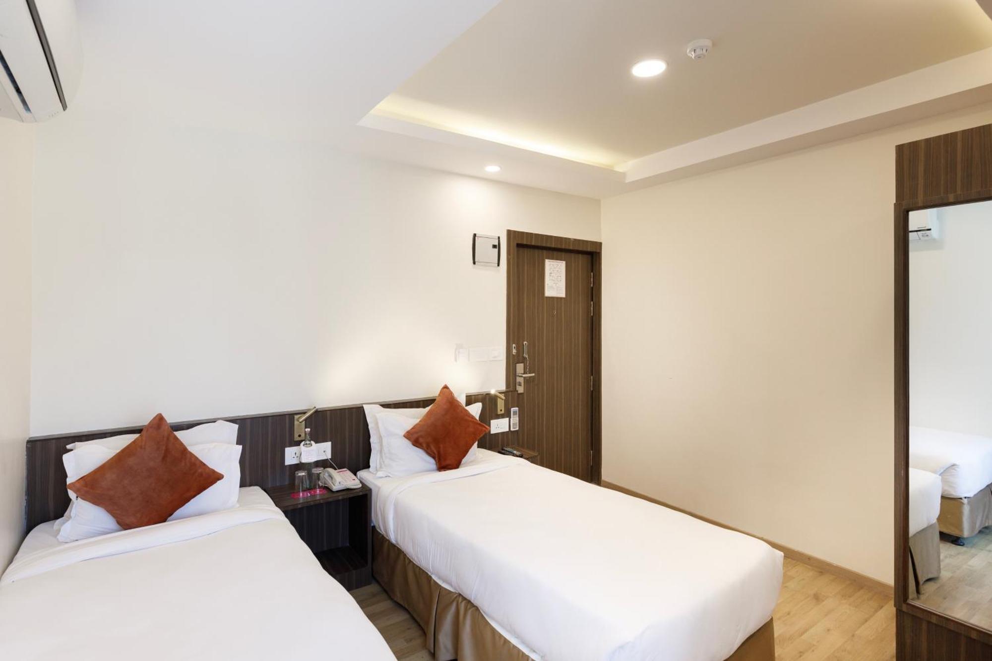 Hotel Sabrina, Kathmandu Buitenkant foto